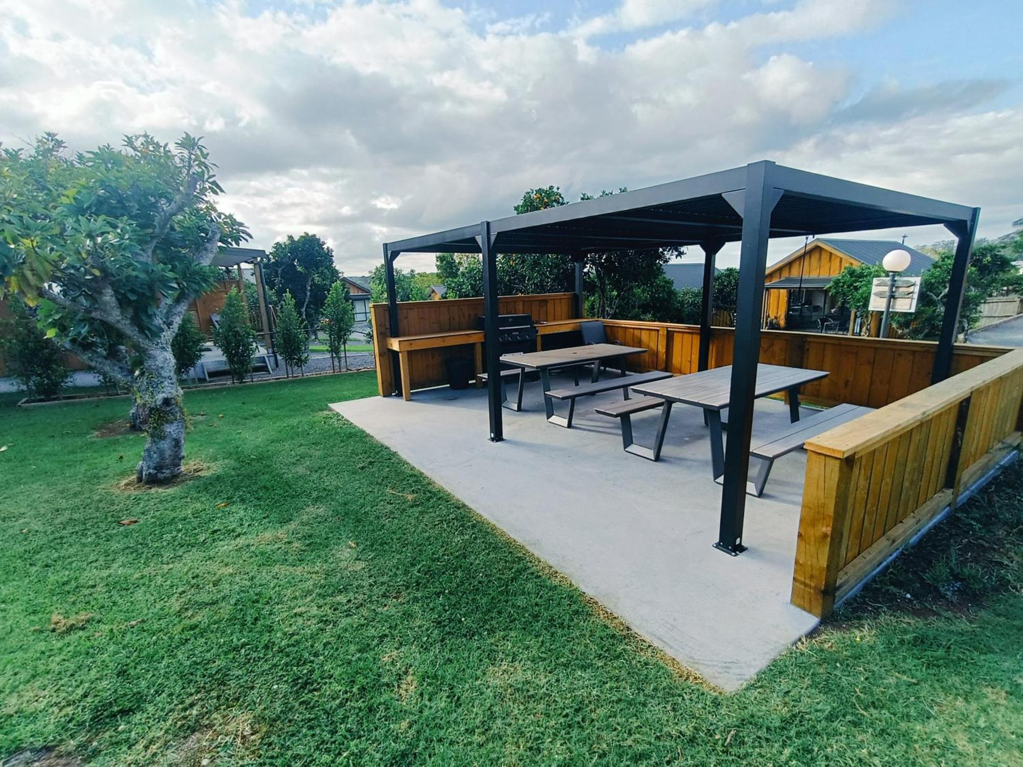 Kerigold Secluded Chalets Motel Kerikeri Exteriör bild